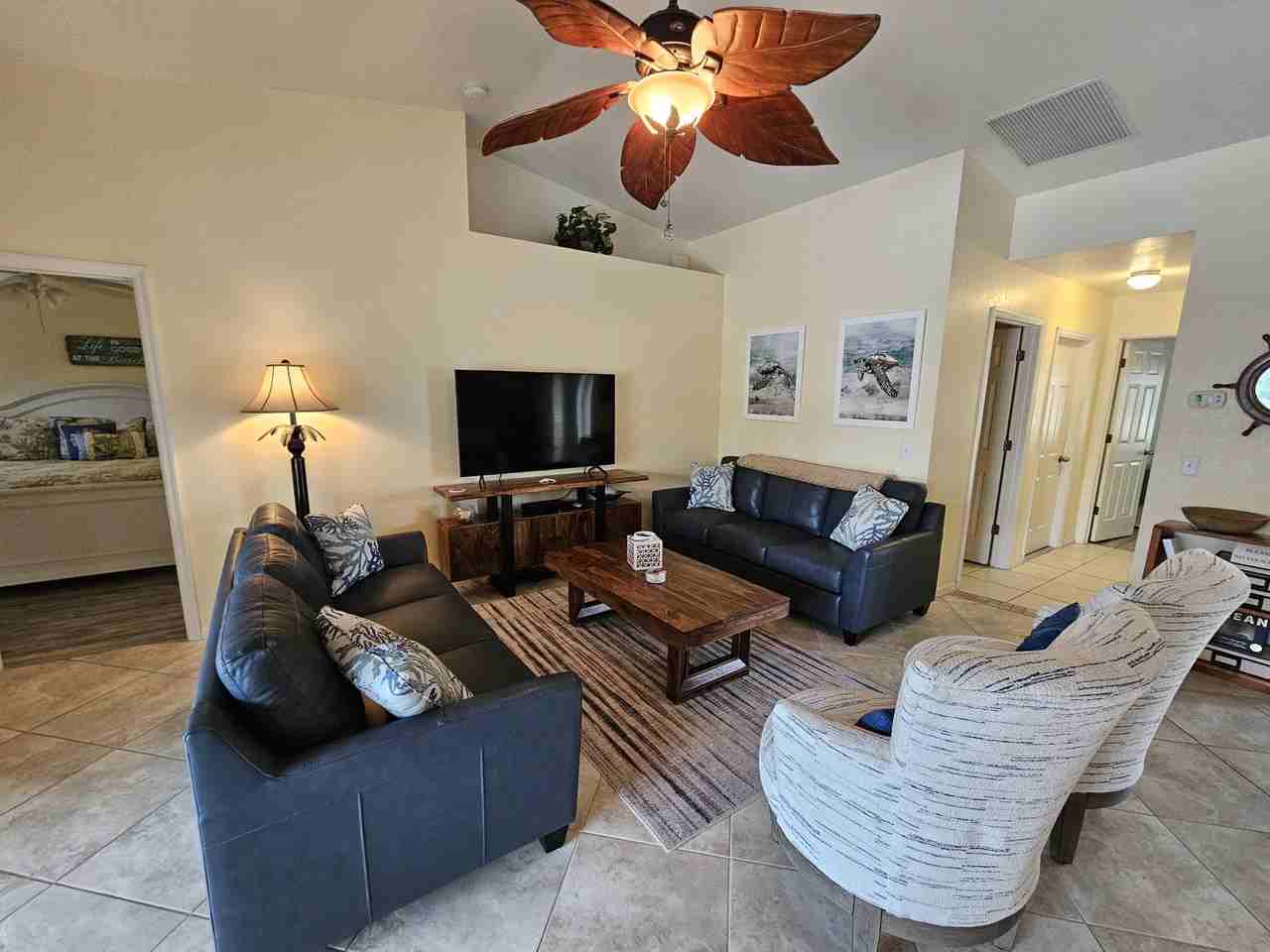 246 Albatross Rd - Photo 7 of 41