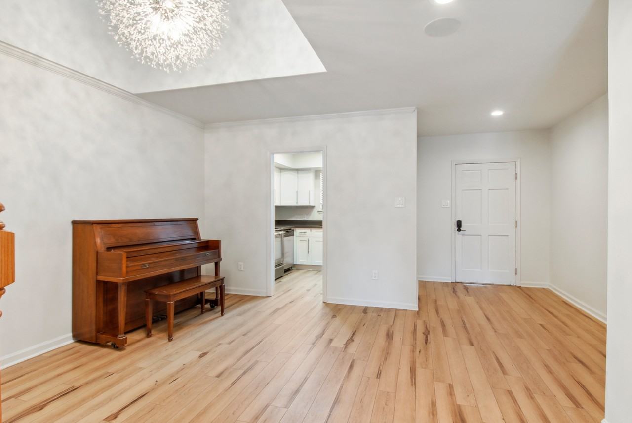 4502 Park Dr N #4502 - Photo 3 of 18