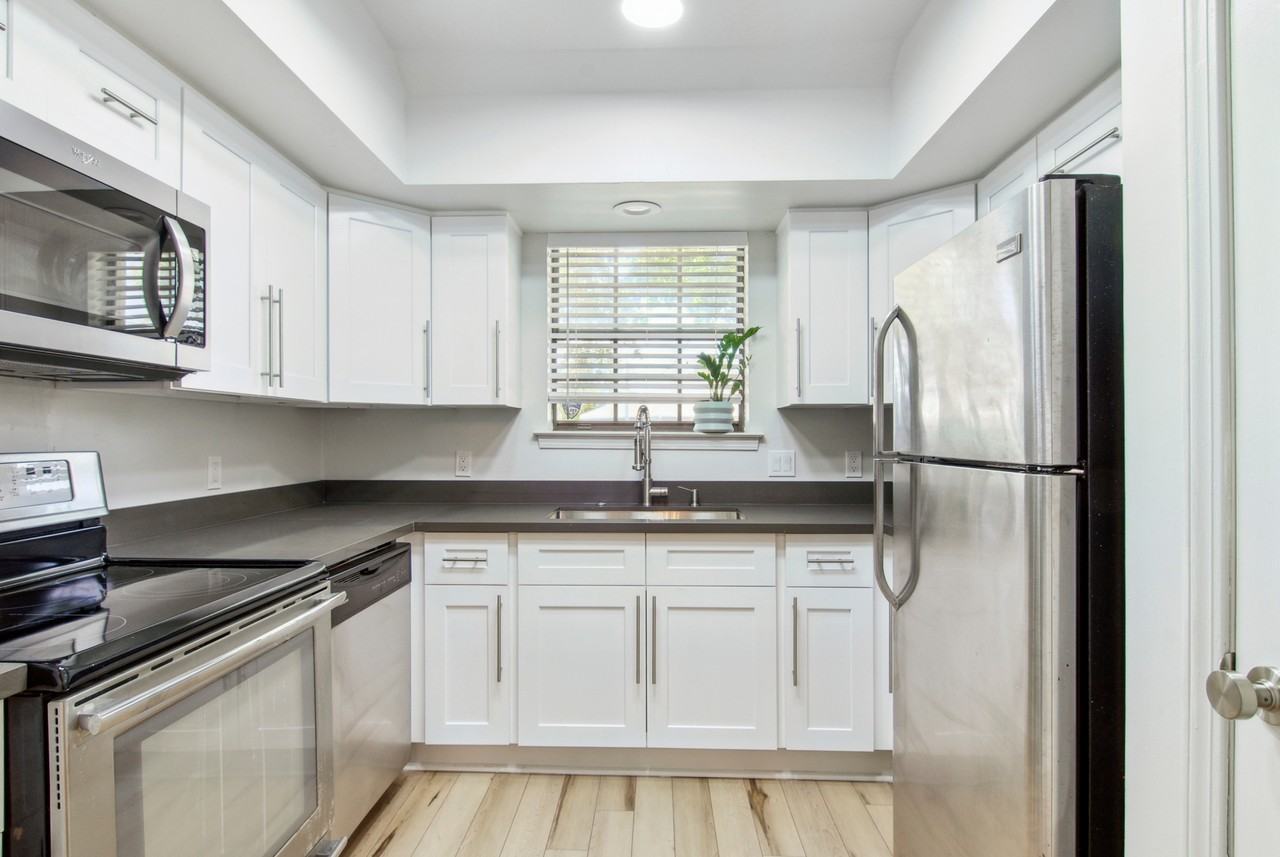 4502 Park Dr N #4502 - Photo 4 of 18
