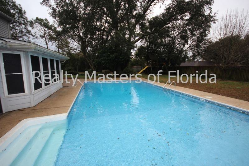 5919 Somerset Dr - Photo 2 of 14