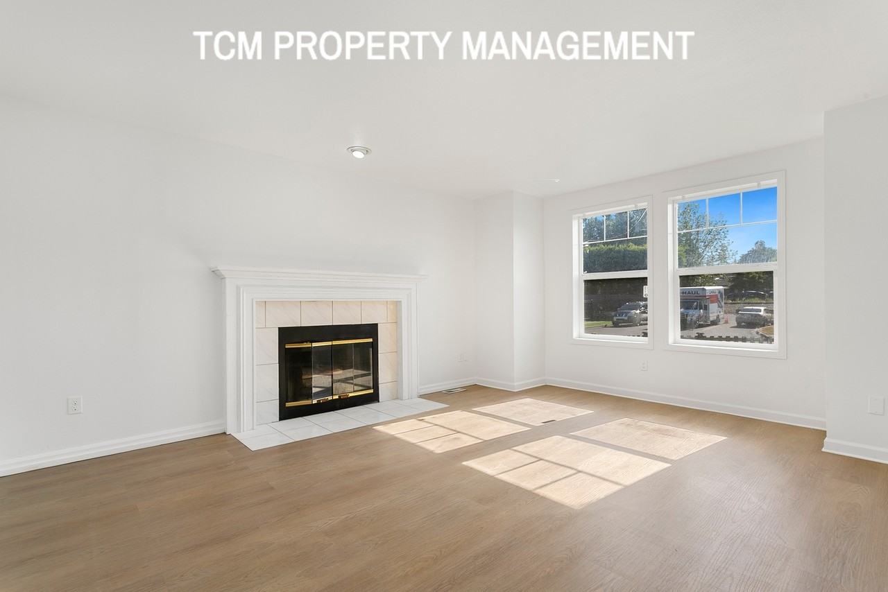 5202 E E St #NA - Photo 5 of 15