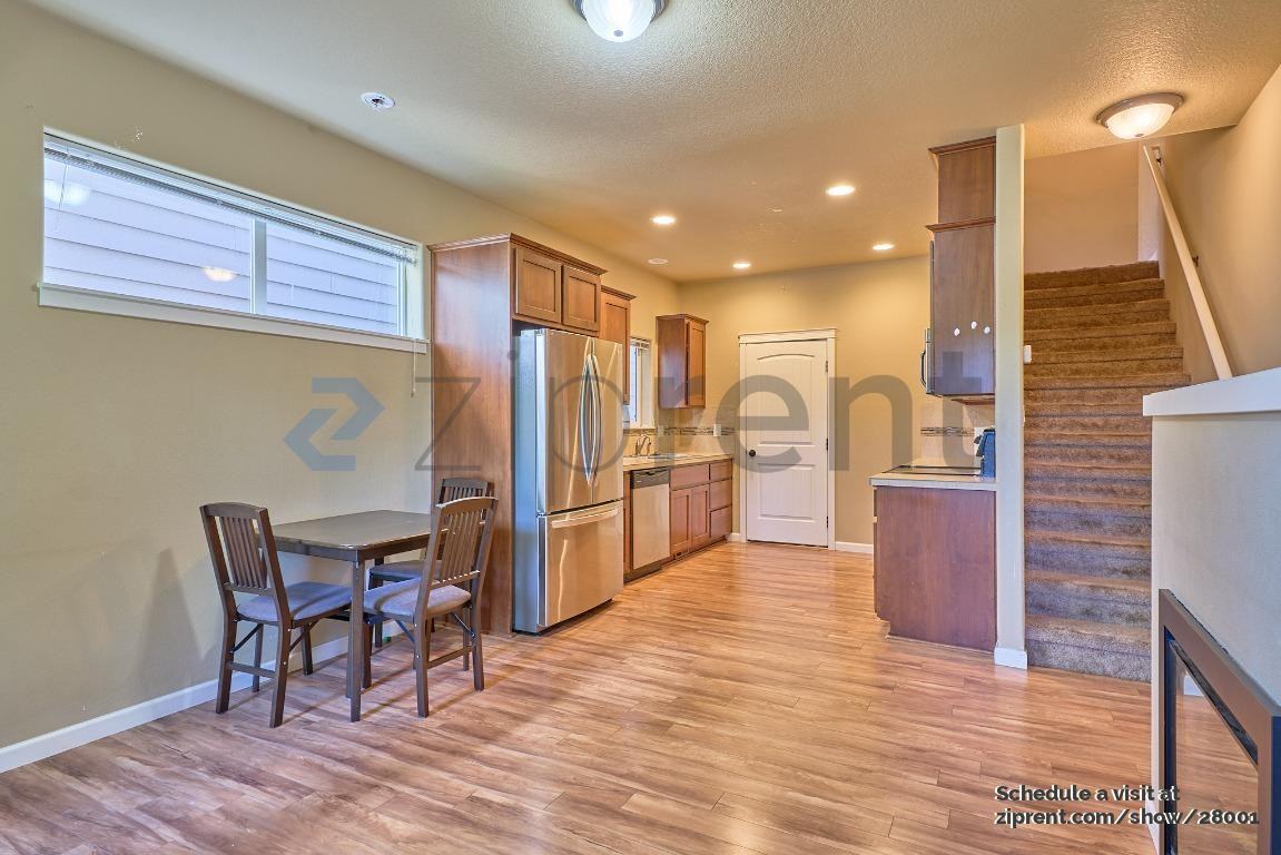 2610 Princeton Pl - Photo 6 of 23