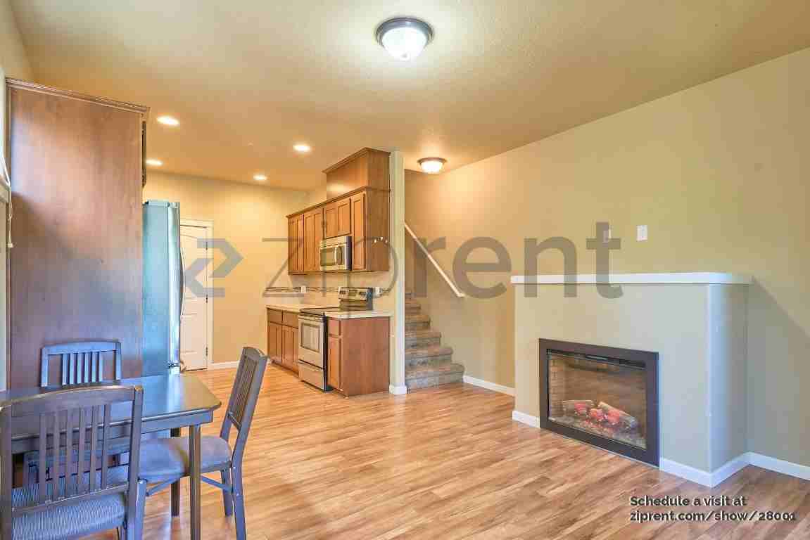 2610 Princeton Pl - Photo 7 of 23