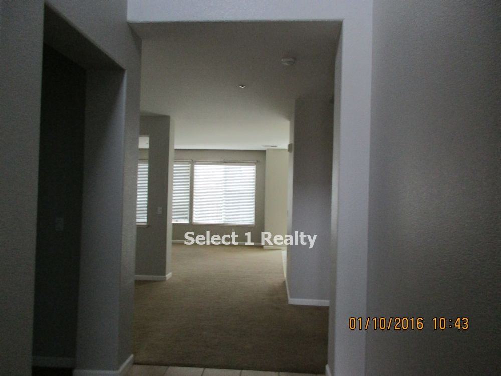 234 Laird Pl - Photo 3 of 30