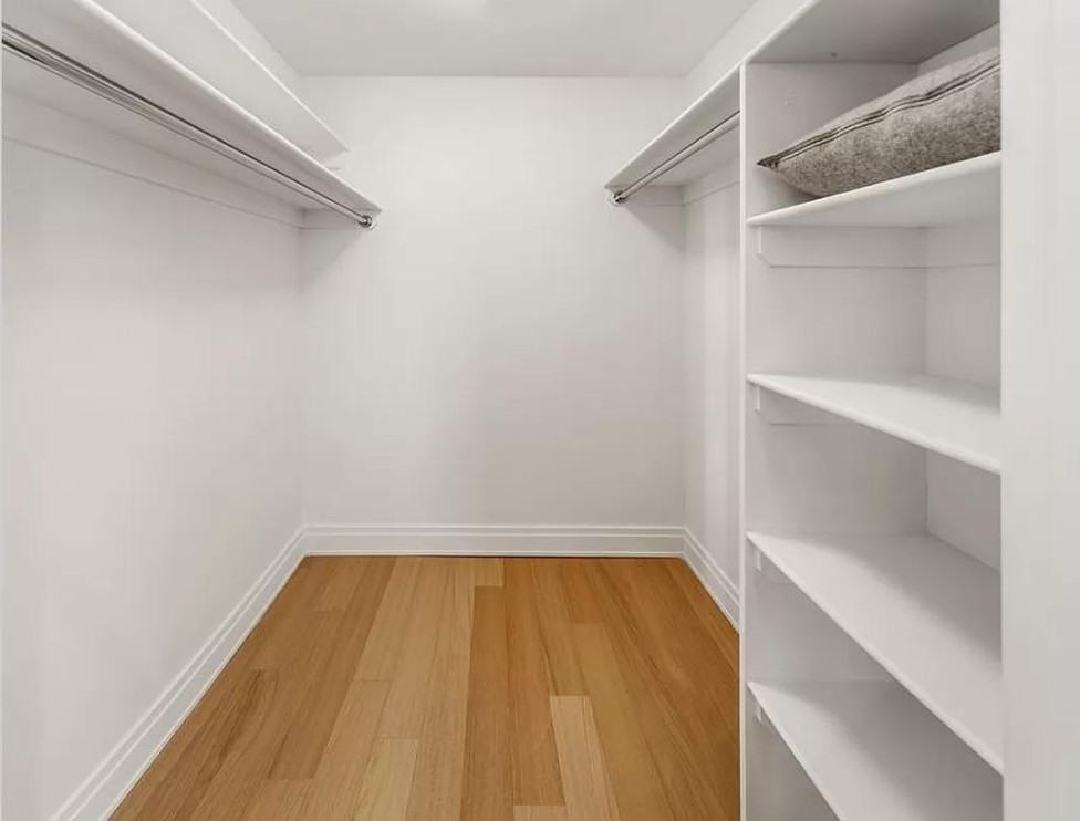 Pine St #927 - Photo 7 of 20