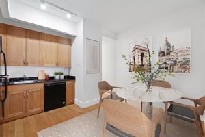 featured image of Wall St #1815