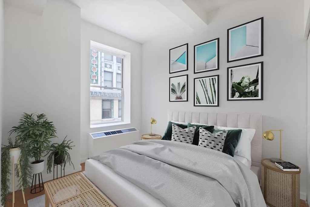 Wall St #1815 - Photo 3 of 18