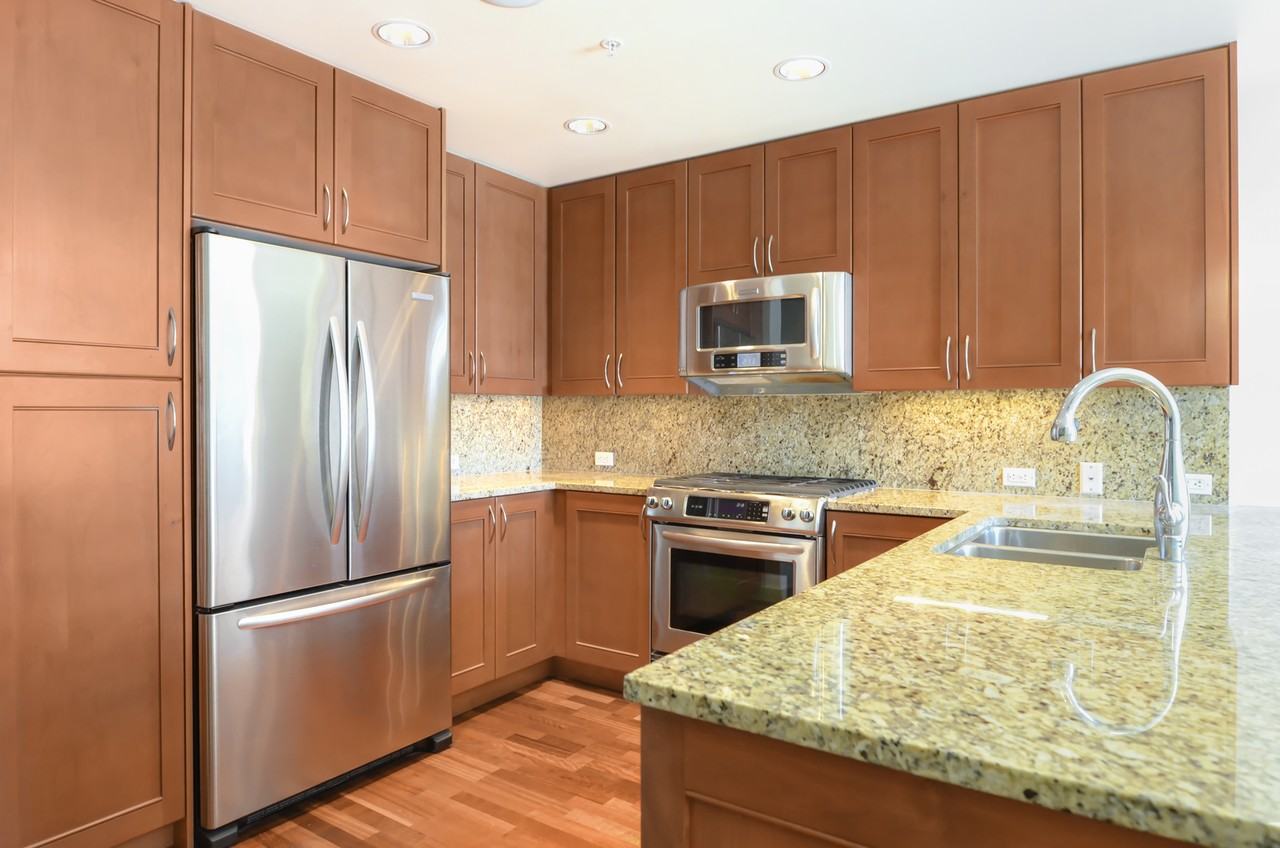 10650 Ne 9th Pl #1221 - Photo 5 of 11