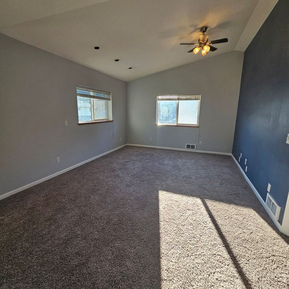 12835 Cedar Ave Nw - Photo 7 of 15