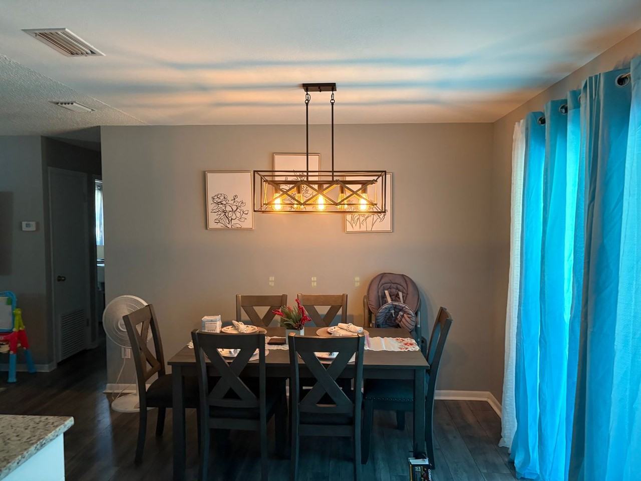 410 Albany Ave - Photo 3 of 19