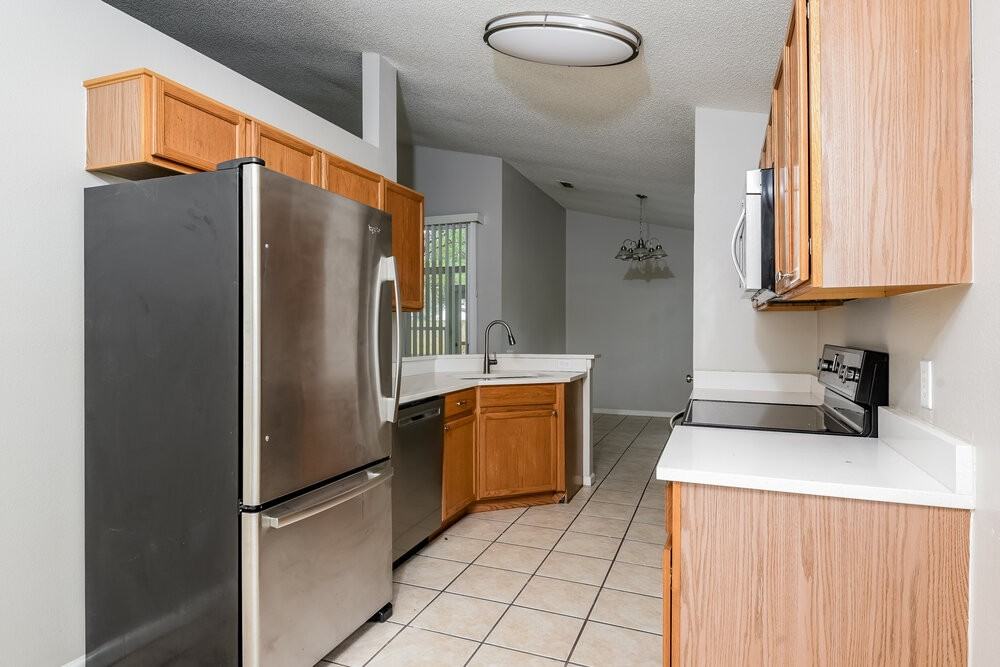2845 Oak Shore Rd - Photo 7 of 16