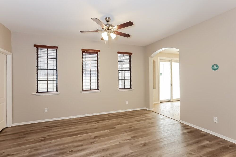 2327 W Jake Hvn - Photo 4 of 17