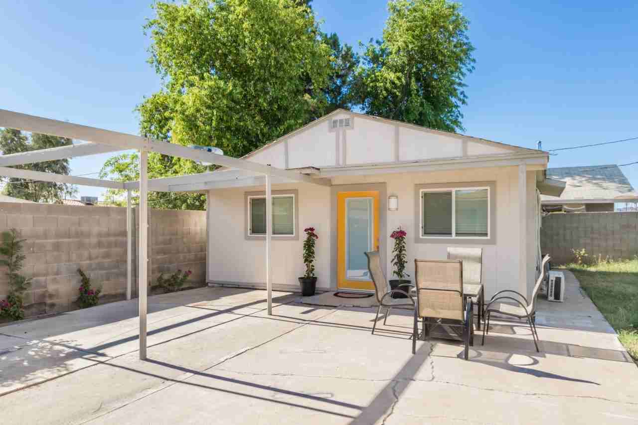 2524 E Willetta St Unit 4 - Photo 4 of 20