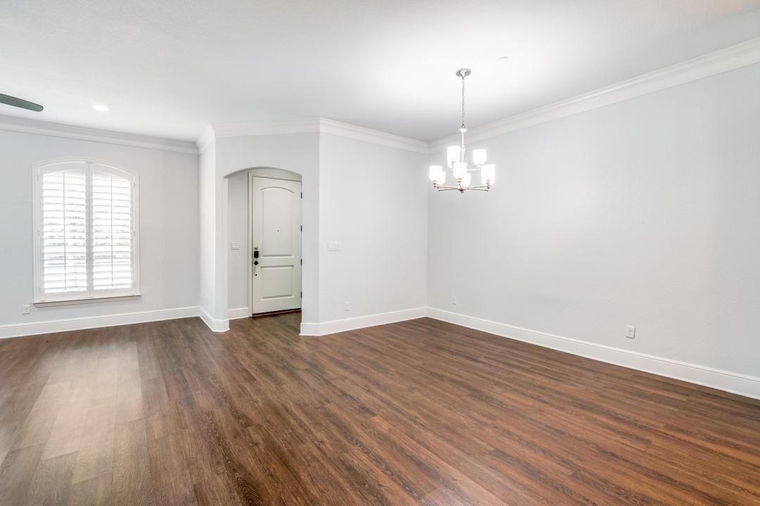 7509 Renaissance Blvd - Photo 6 of 20