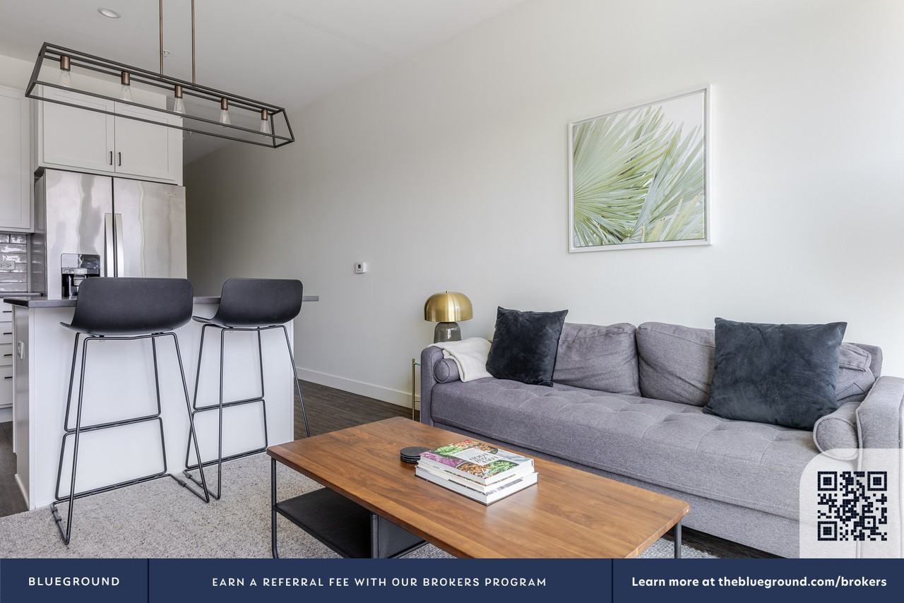 100 N Addison Ave #1263 - Photo 5 of 50