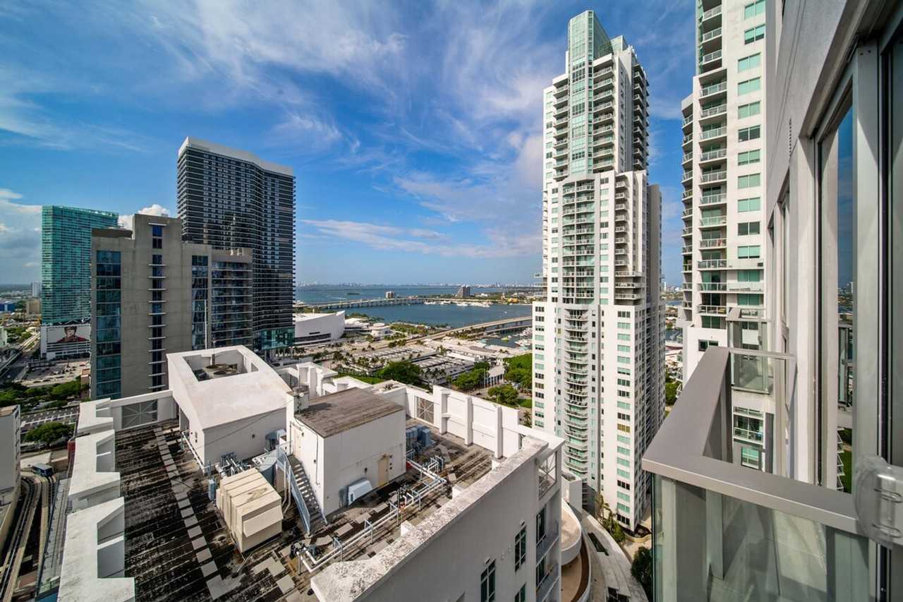 279 Ne 1st St #1058667P - Photo 7 of 19