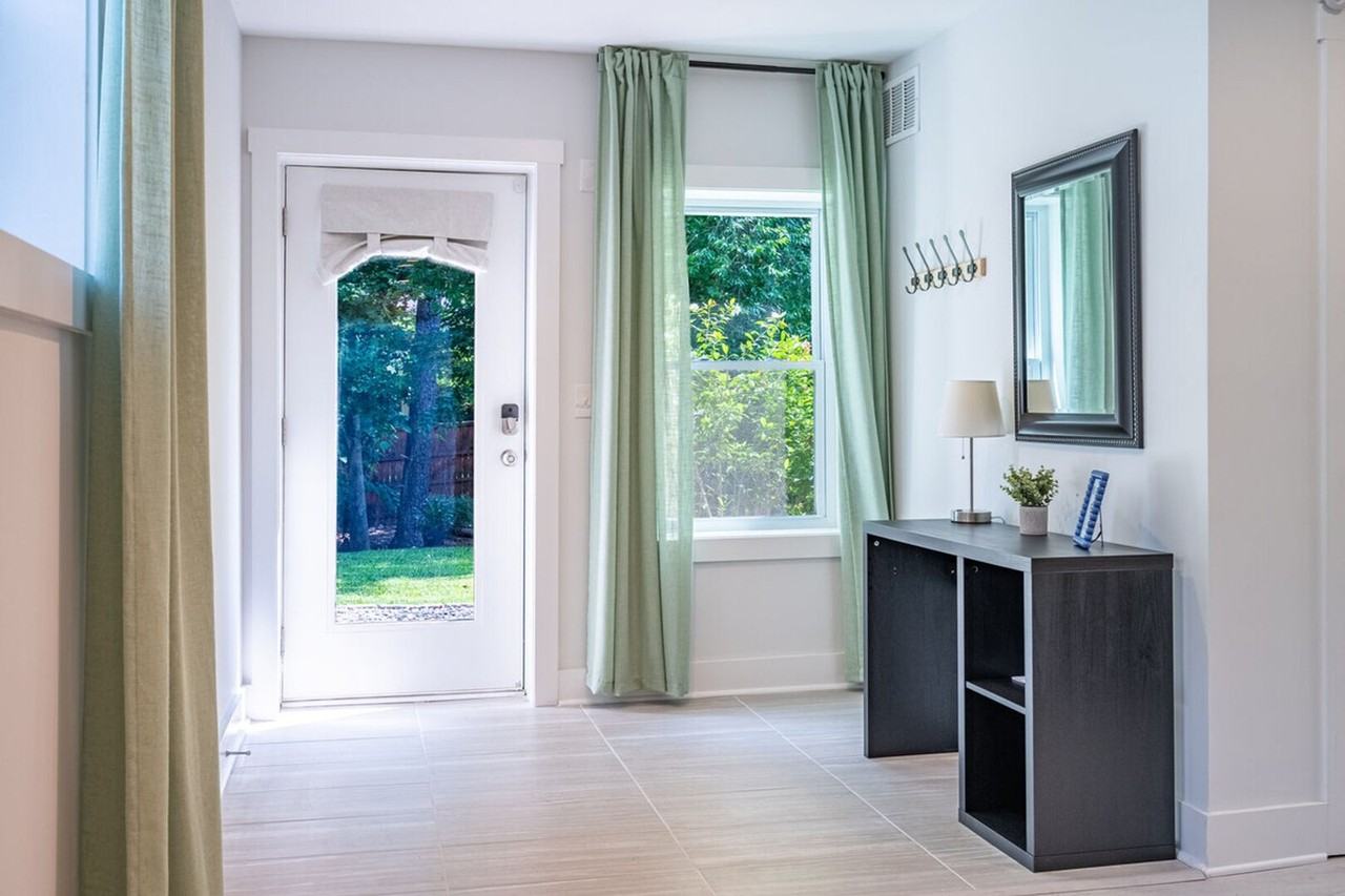 2617 Caladium Drive Northeast #1237420P - Photo 5 of 30