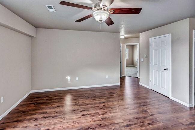 914 Sycamore Street #9 - Photo 3 of 12