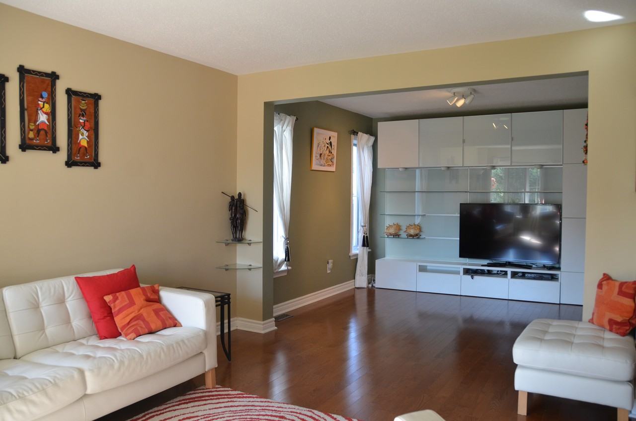 24 Allanford Avenue - Photo 2 of 12