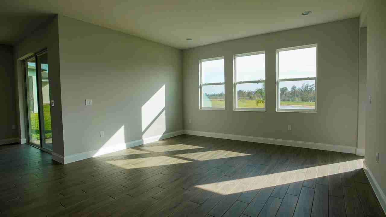 12182 Eastmoor Dr - Photo 5 of 46