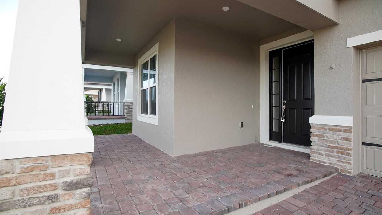 12182 Eastmoor Dr - Photo 2 of 46