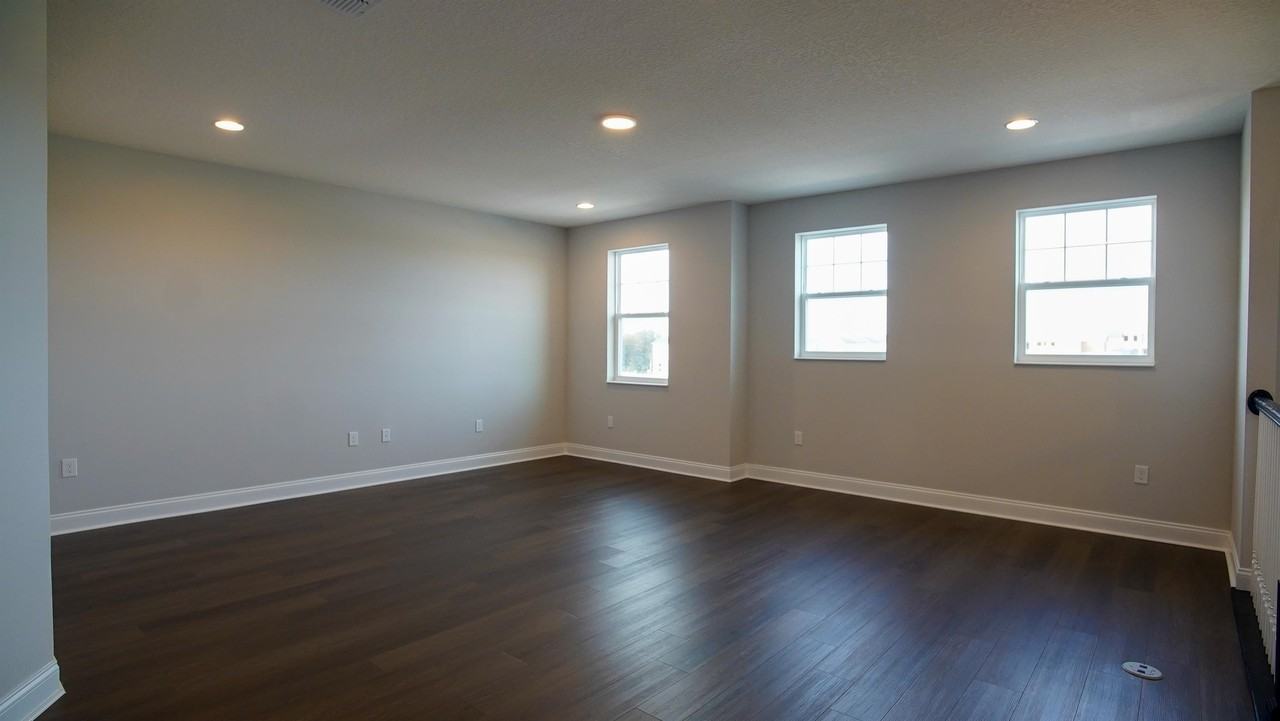 12182 Eastmoor Dr - Photo 7 of 46