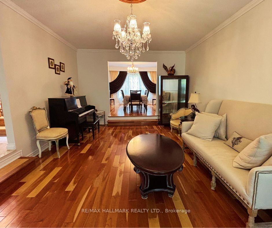 82 Windermere Crescent - Photo 7 of 20