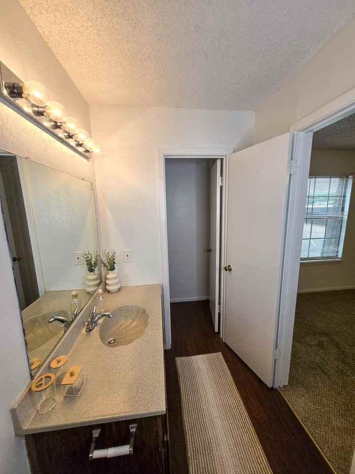 Jackson Square - Photo 7 of 12