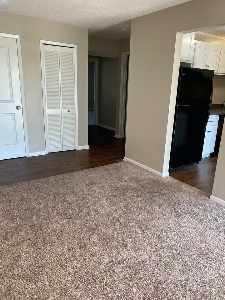 Quail Creek Apts. - Photo 3 of 31