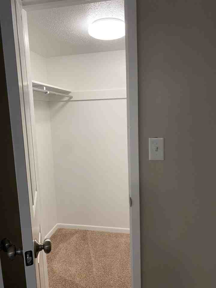 Quail Creek Apts. - Photo 5 of 31