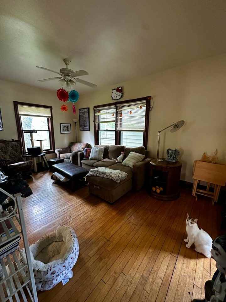 1005 E Johnson St - Photo 3 of 24