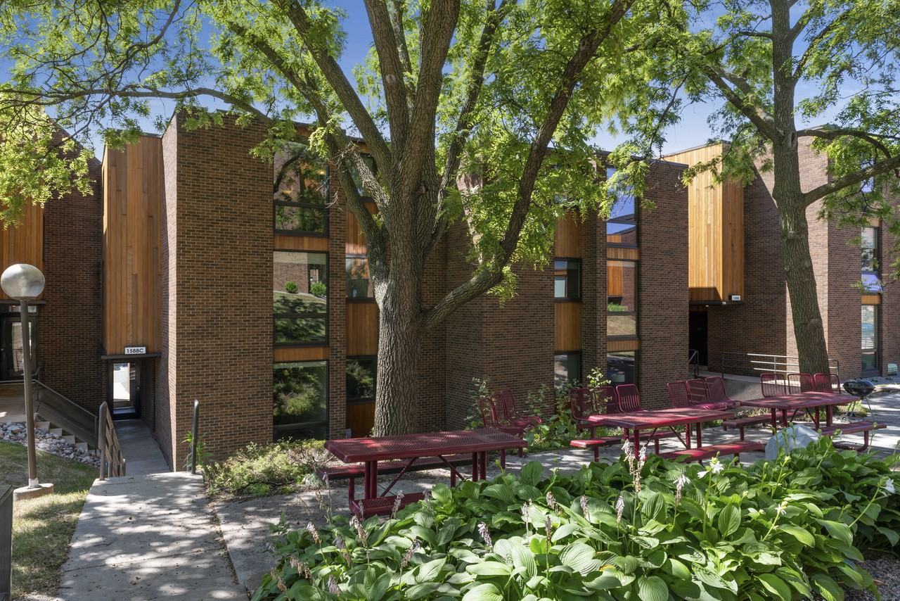 1570 Eustis Street - Photo 2 of 16