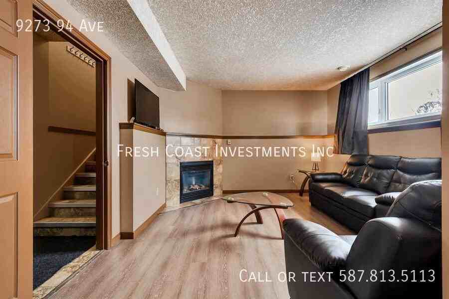 9273 94 Ave - Photo 3 of 12