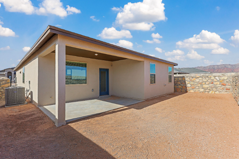 51025 Sand Verbena Ave. Amid The Lazy River - Photo 2 of 20