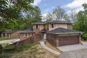 featured image of 10 Kennedy Ct #A