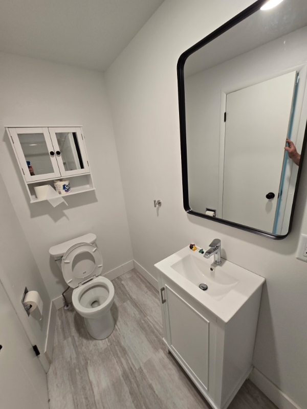 540 Dunkirk Ave #2 - Photo 7 of 8