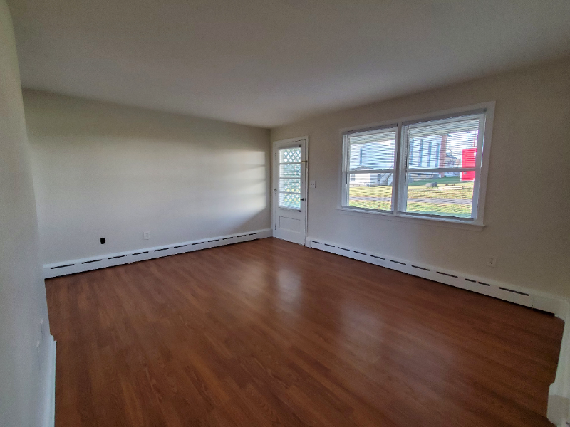 24 Beaver Ave #4 - Photo 3 of 11