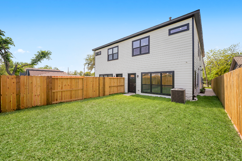 5626 Tommye St #A - Photo 2 of 11