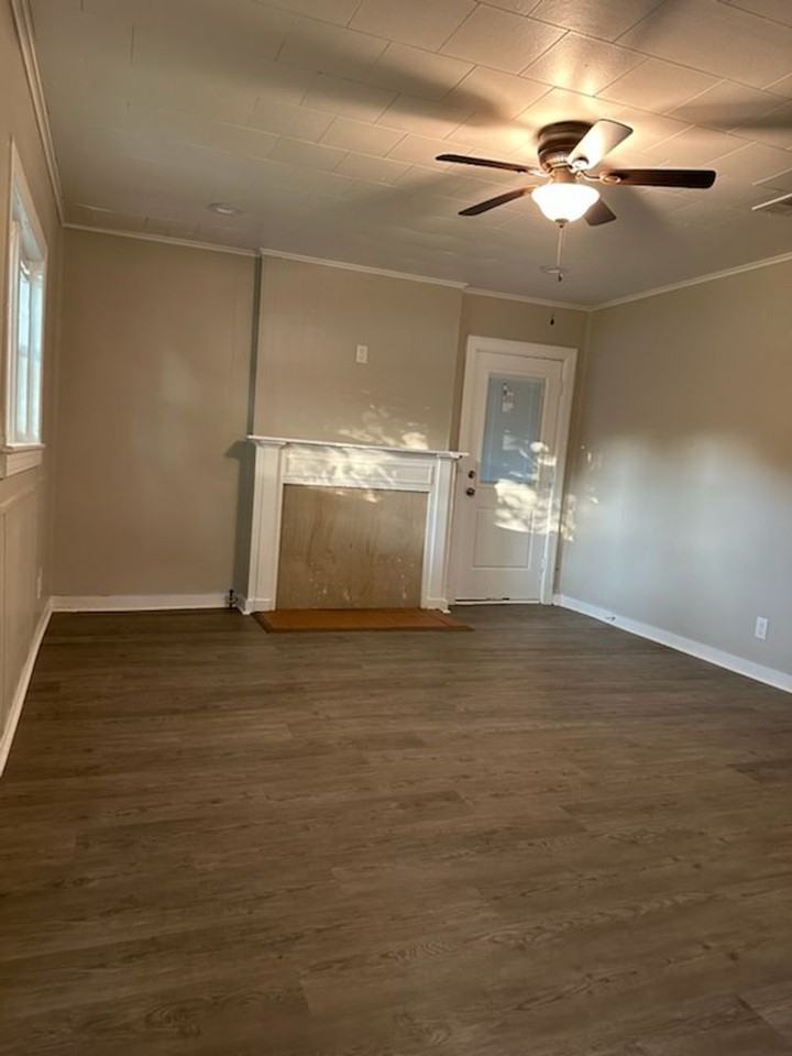 1114 Commerce Dr - Photo 5 of 8