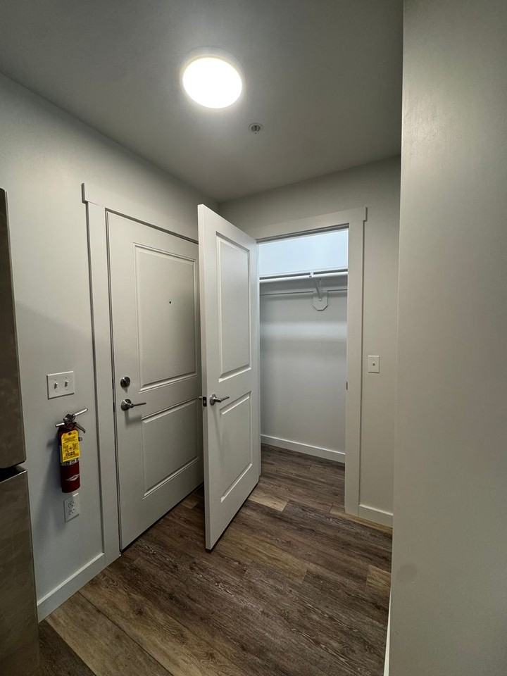 4 Gordon Lane - Photo 4 of 15