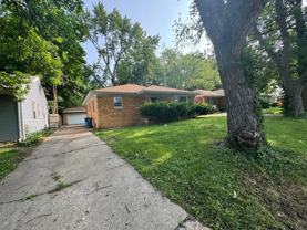 1729 W Iles Ave - Photo 1 of 1