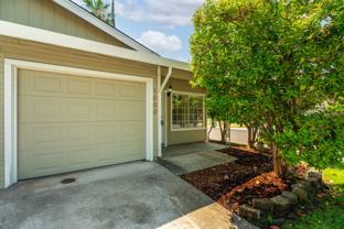 1000-1002 Bell Street - Photo 1 of 1