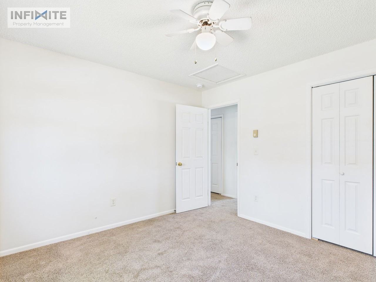 90 Custer Ave #A - Photo 7 of 10