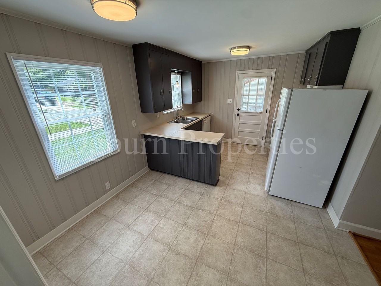 1408 Kenwood St - Photo 6 of 14