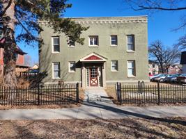 featured image of 739 17th St #4