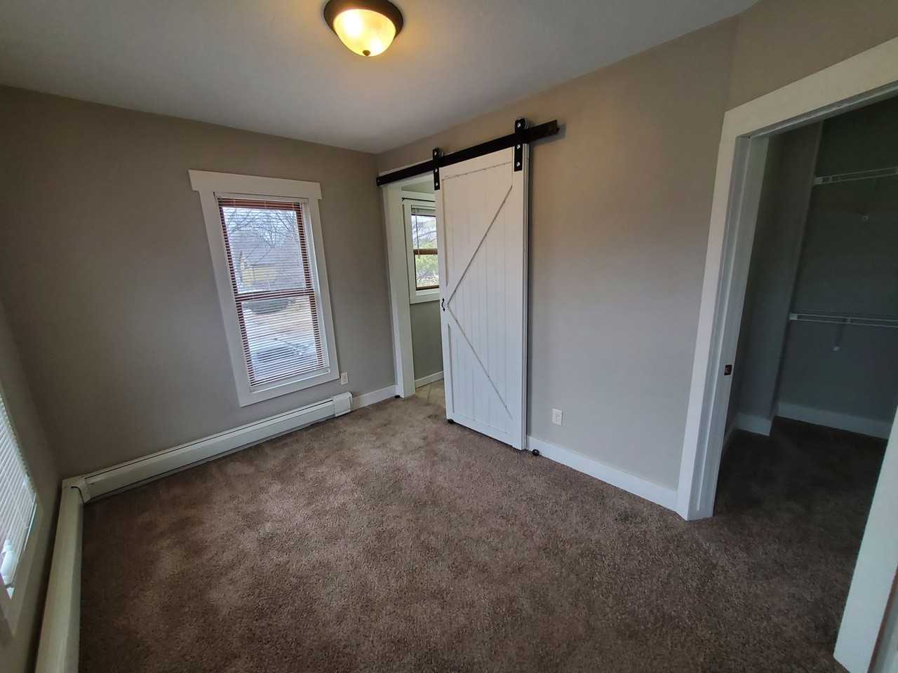 739 17th St #4 - Photo 7 of 15