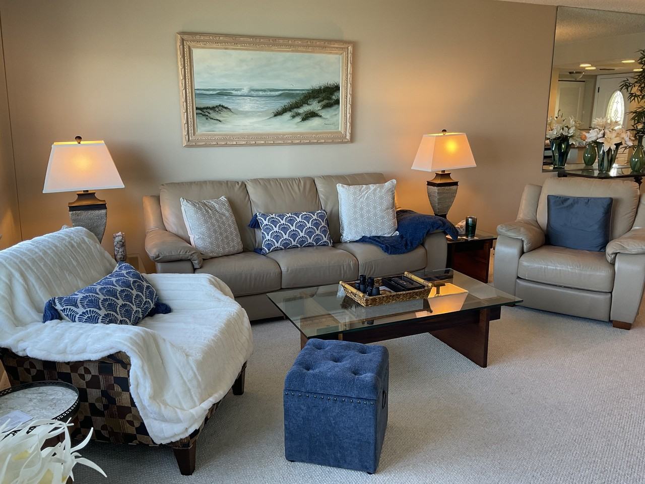 4750 Cove Cir #302 - Photo 7 of 14