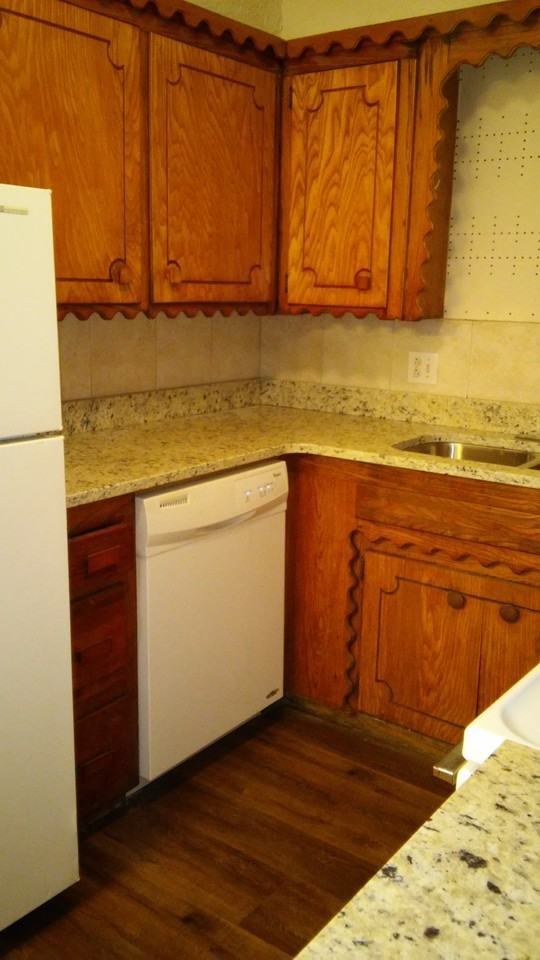 922 Nw 21st St #C - Photo 4 of 20