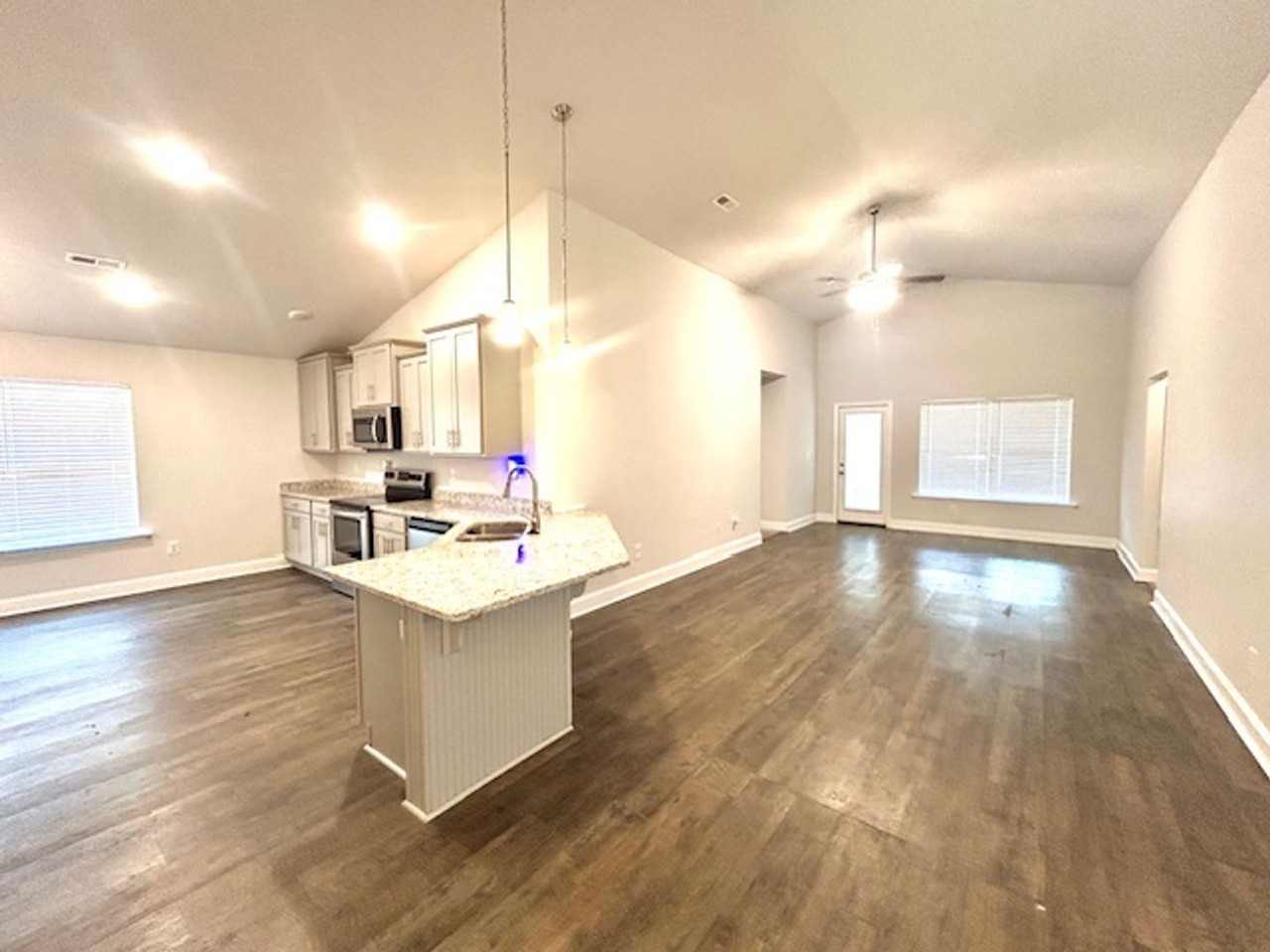 14254 Wildflower Dr - Photo 6 of 30