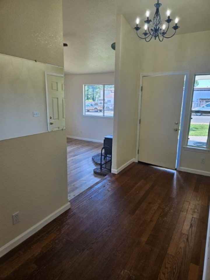 130 Walnut Drive - Photo 2 of 18